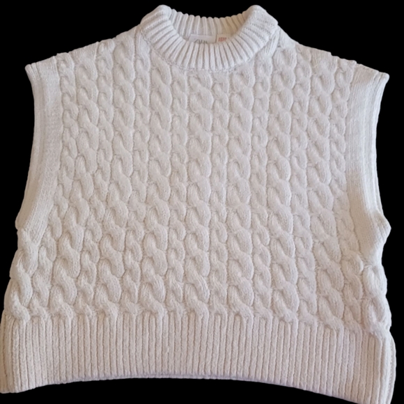 Zara Cream Cable Knit Sweater - Picture 3 of 4
